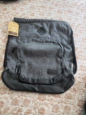 Men's Gray Drawstring Backpack with Black Trim new with tag